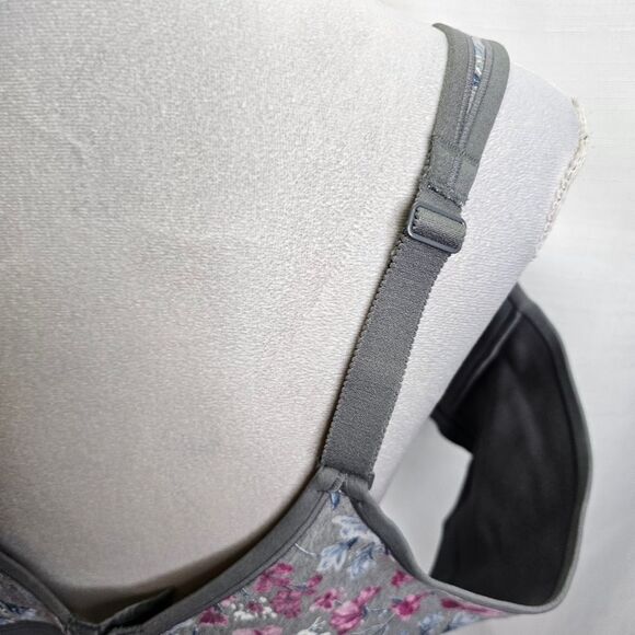 Cacique Gray and Pink Floral Lightly Lined No Wire Bra Size 52C - Picture 6 of 9